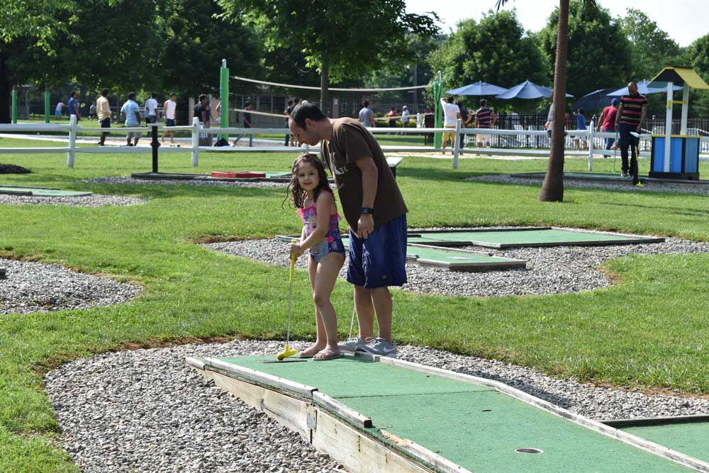 mini golf